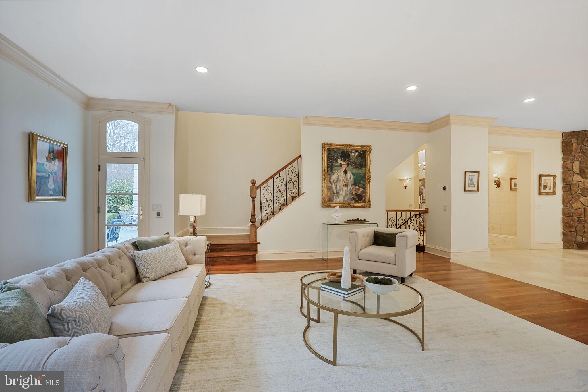 RIVINUS - Residential