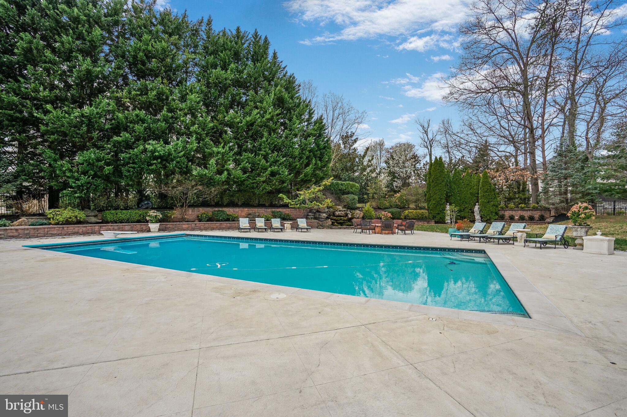 RIVINUS - Residential