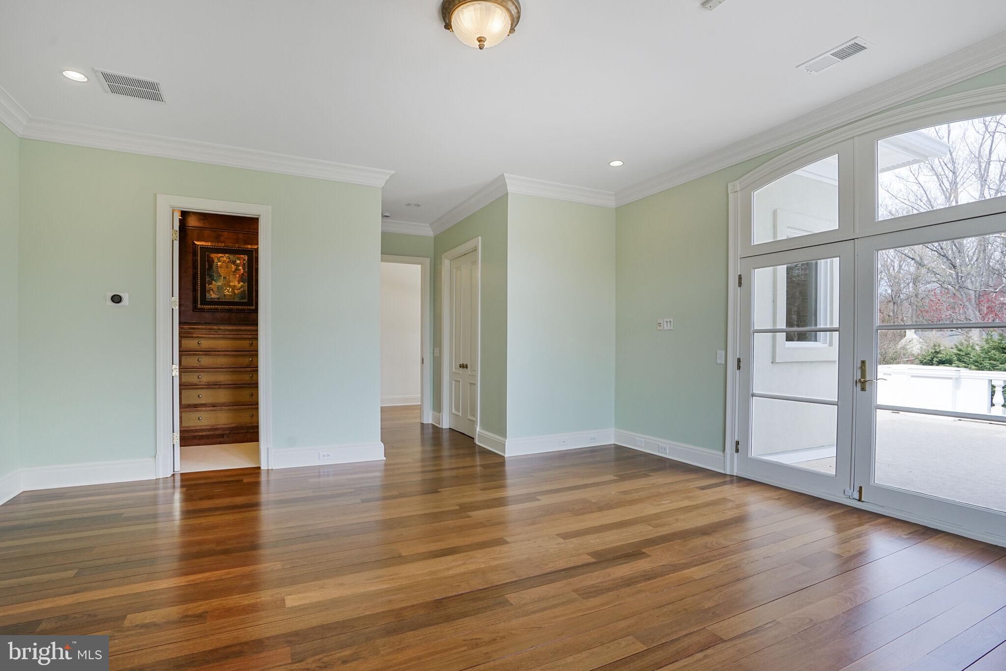 RIVINUS - Residential