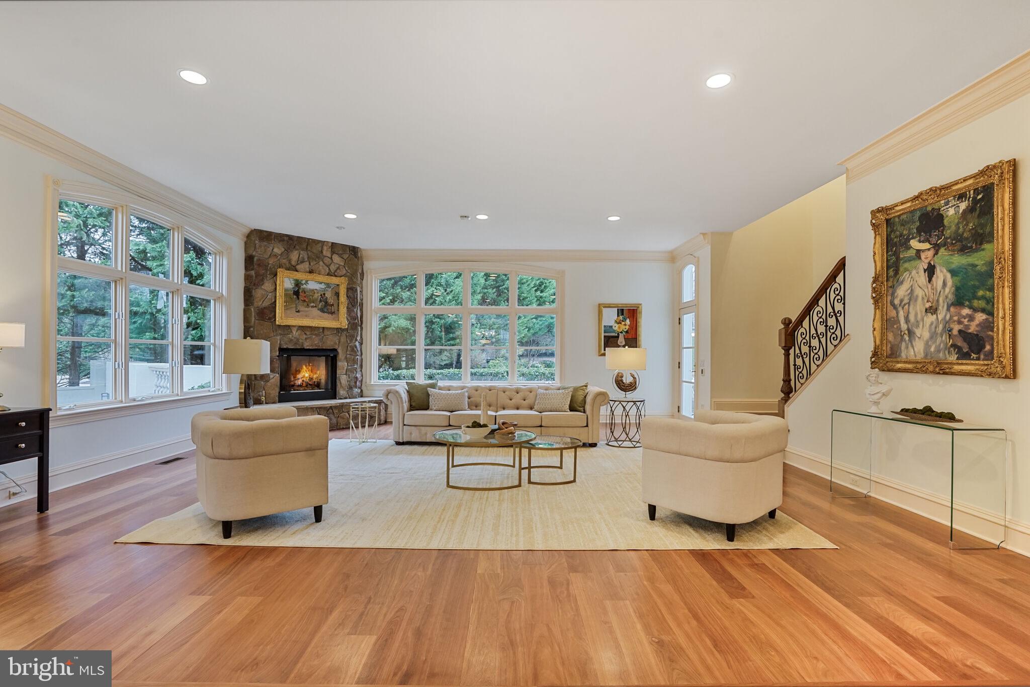 RIVINUS - Residential