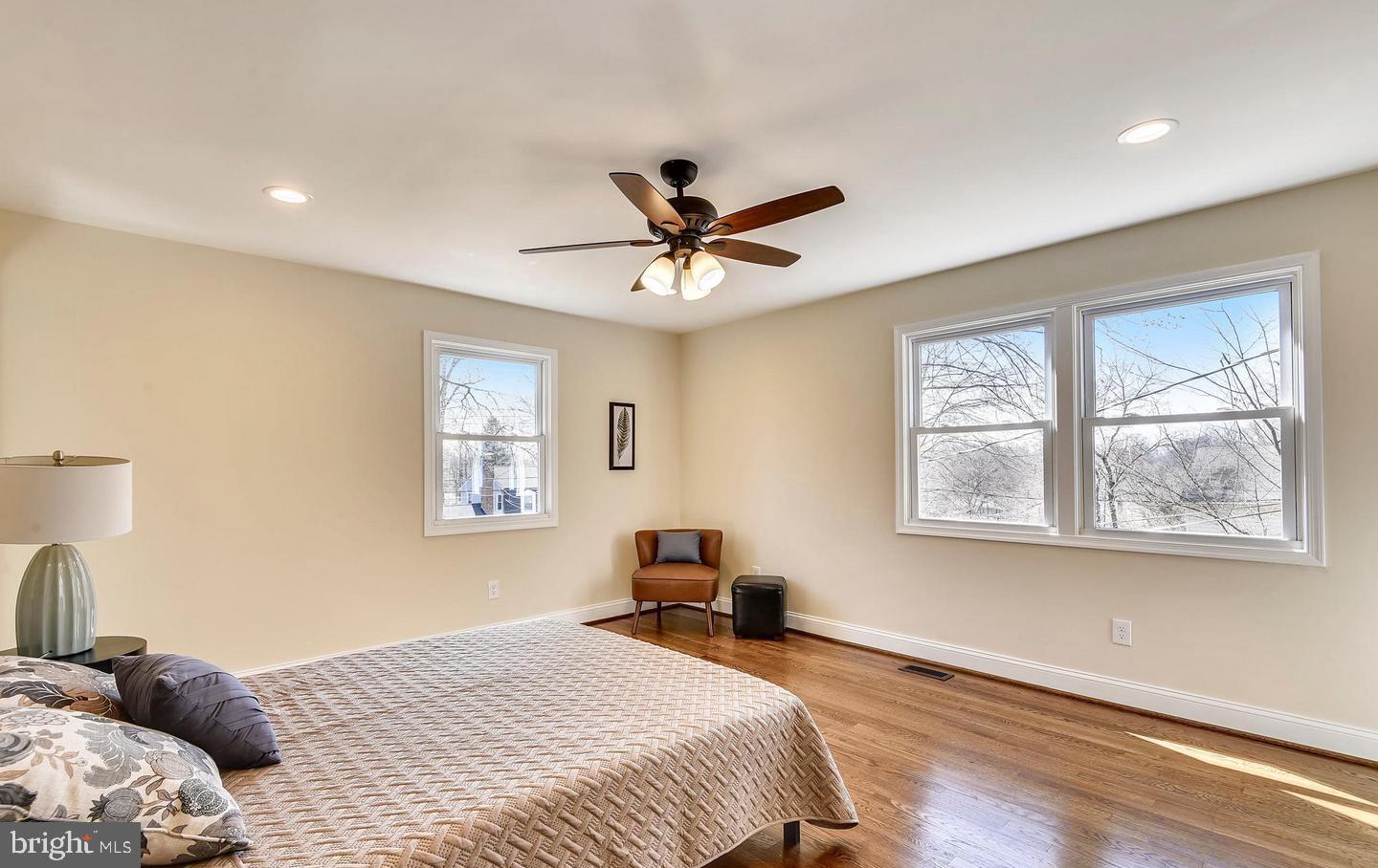 MANOR WOODS - Residential Lease