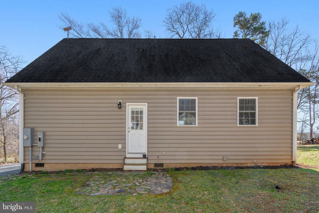 listing image 44