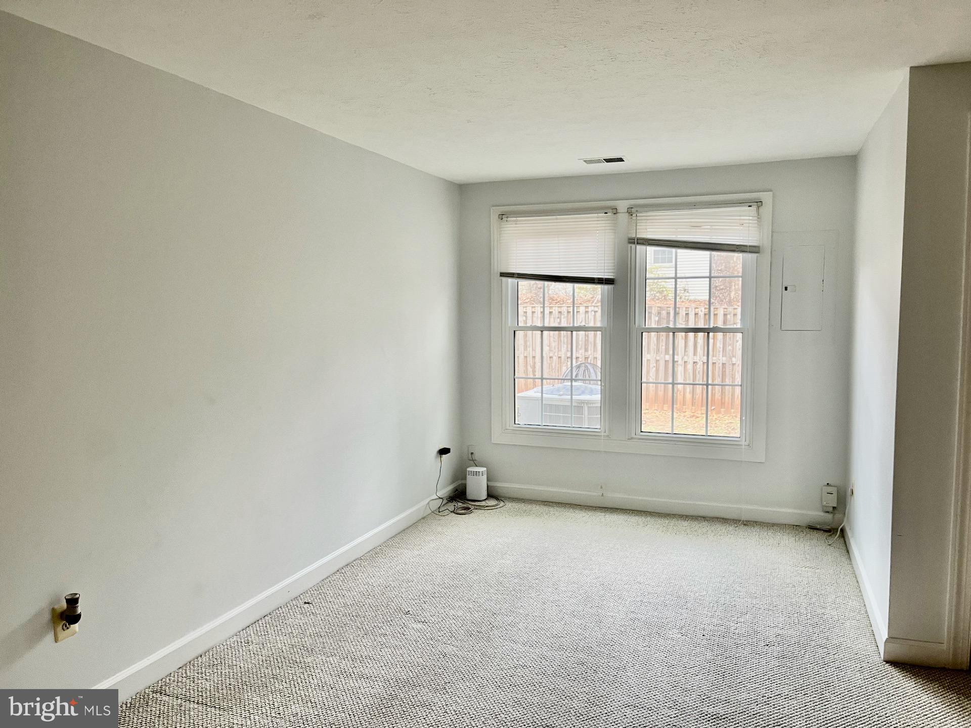 BATTERY RIDGE - Residential Lease