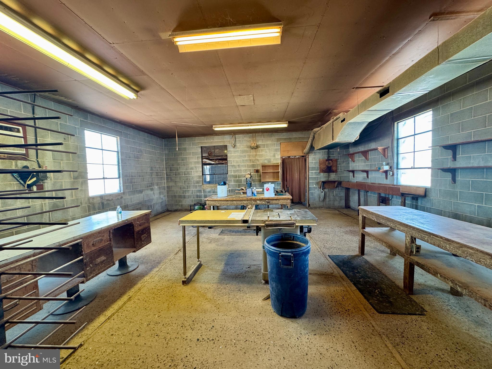 2930 N CHARLOTTE STREET