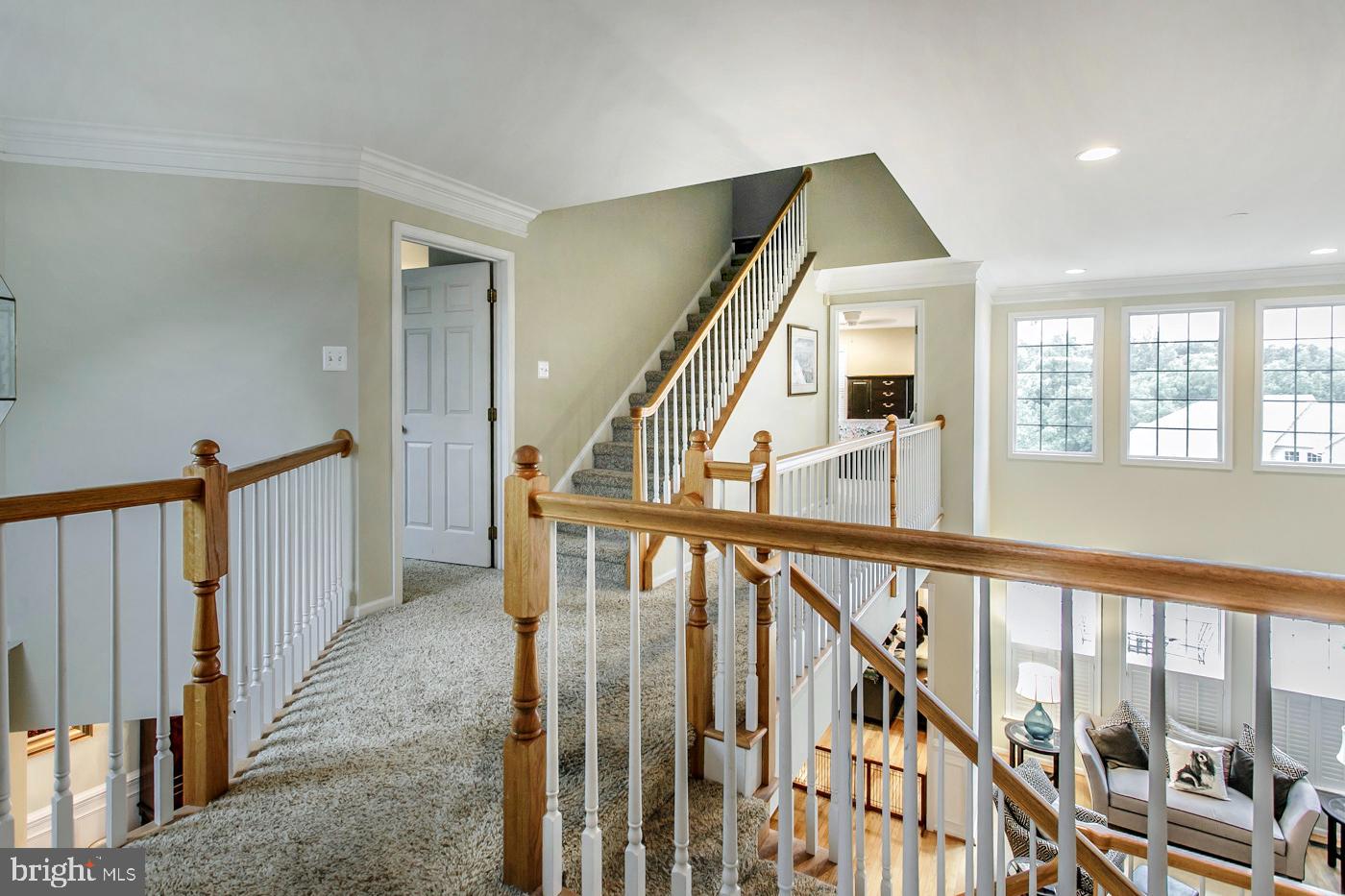 RIVERCREST - Residential