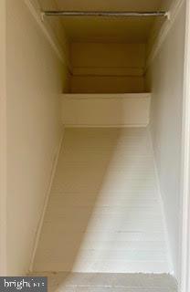 ELMWOOD PARK - Residential