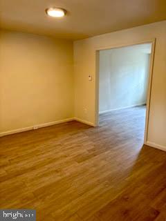 ELMWOOD PARK - Residential