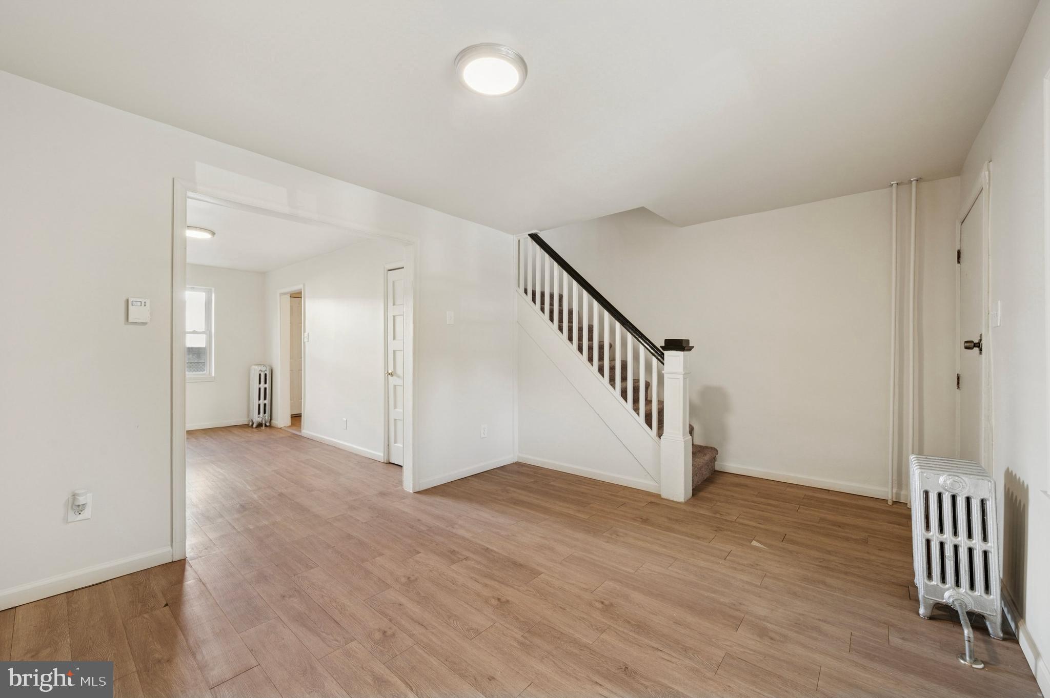 ELMWOOD PARK - Residential