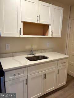 ELMWOOD PARK - Residential