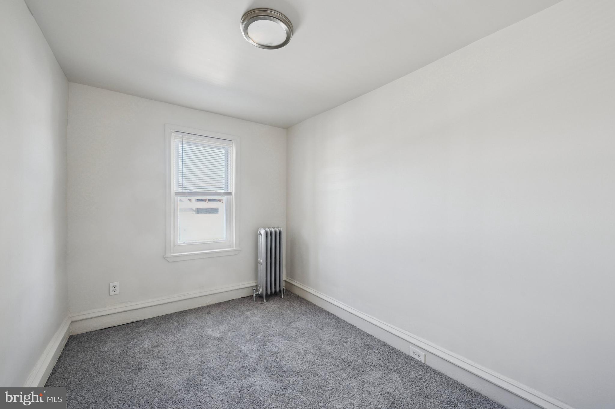 ELMWOOD PARK - Residential