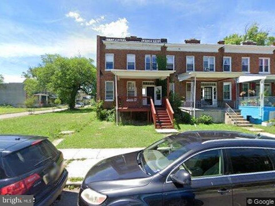 This property is being used as a rooming house.  There are 6 tenants in the property bringing in a total of $3980mo in income.  Property in good condition but being sold as is.  Leases are weekly leases and 80% of the tenants have been there over 2 years.  Also being sold is $3618 Spaulding also a rooming house bringing in $3925mo. Pictures are from before tenants moved in but still looks good.

Deposit $3k.  Buyer to pay all closing including all transfer, docs and stamps.