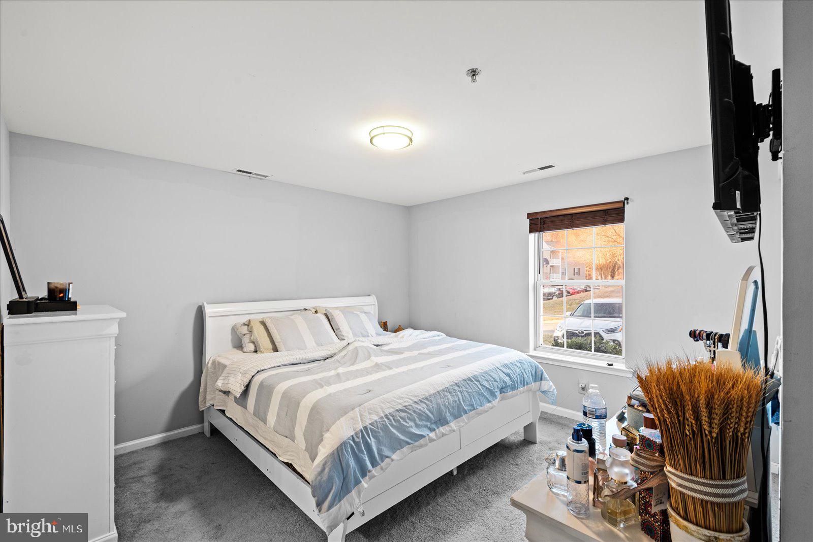 CARRIAGE POINTE AT AQUIA - Residential