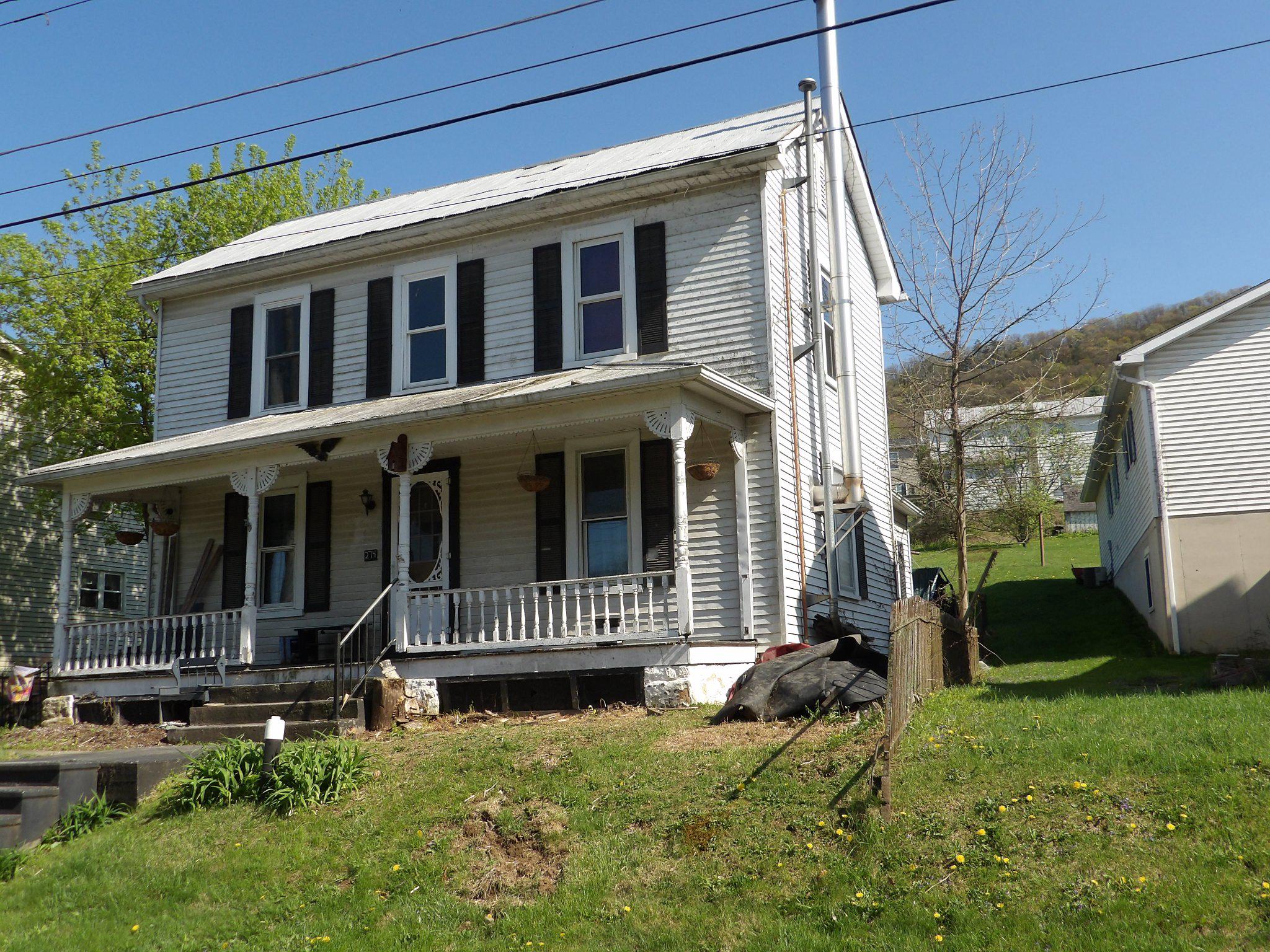 274 W RAILROAD STREET