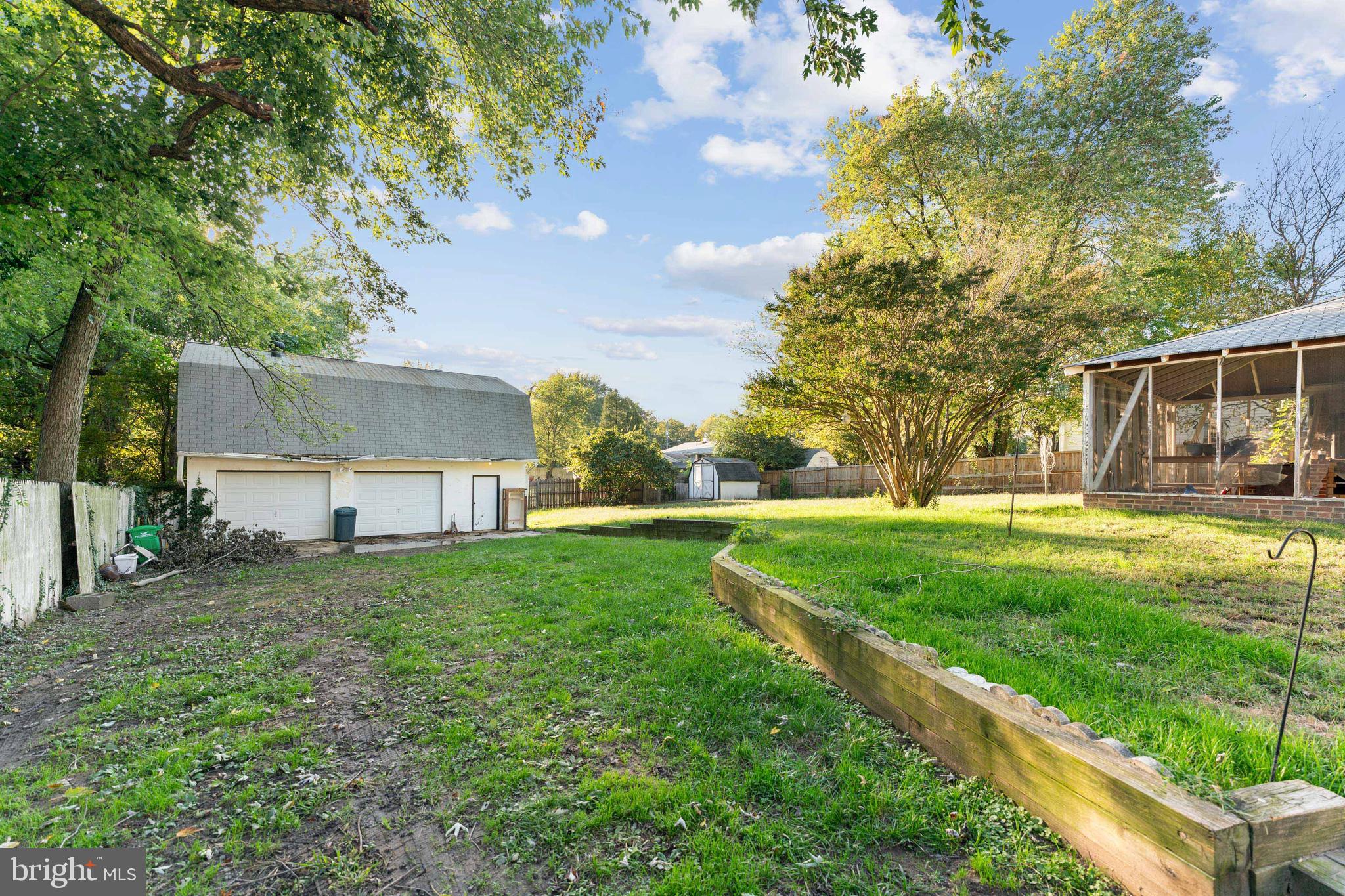 SPRING ACRES - Residential