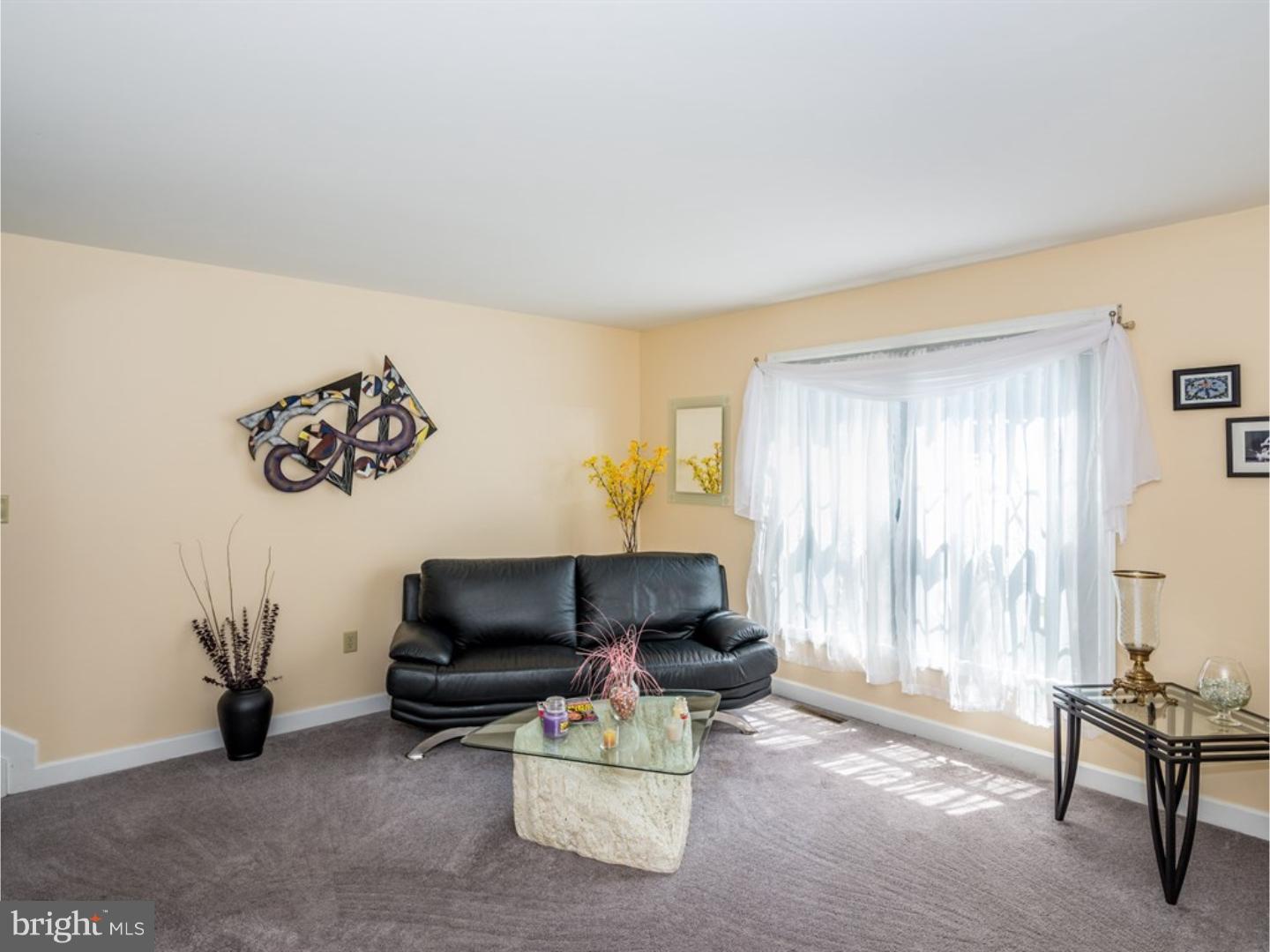 STONE GATE - Residential