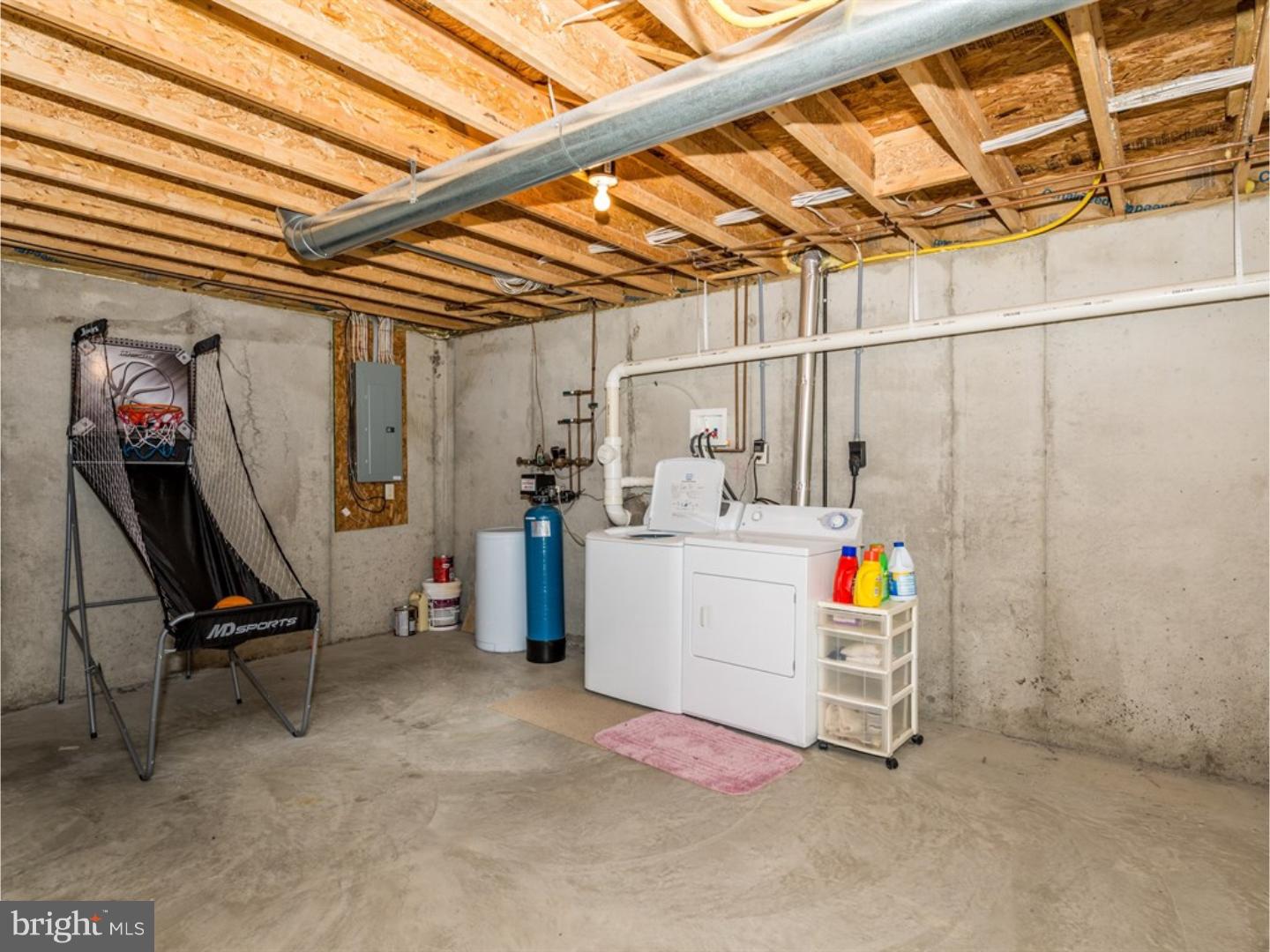 STONE GATE - Residential