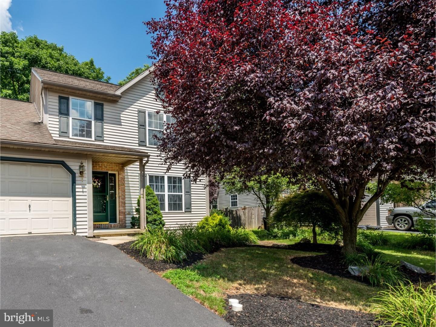 STONE GATE - Residential