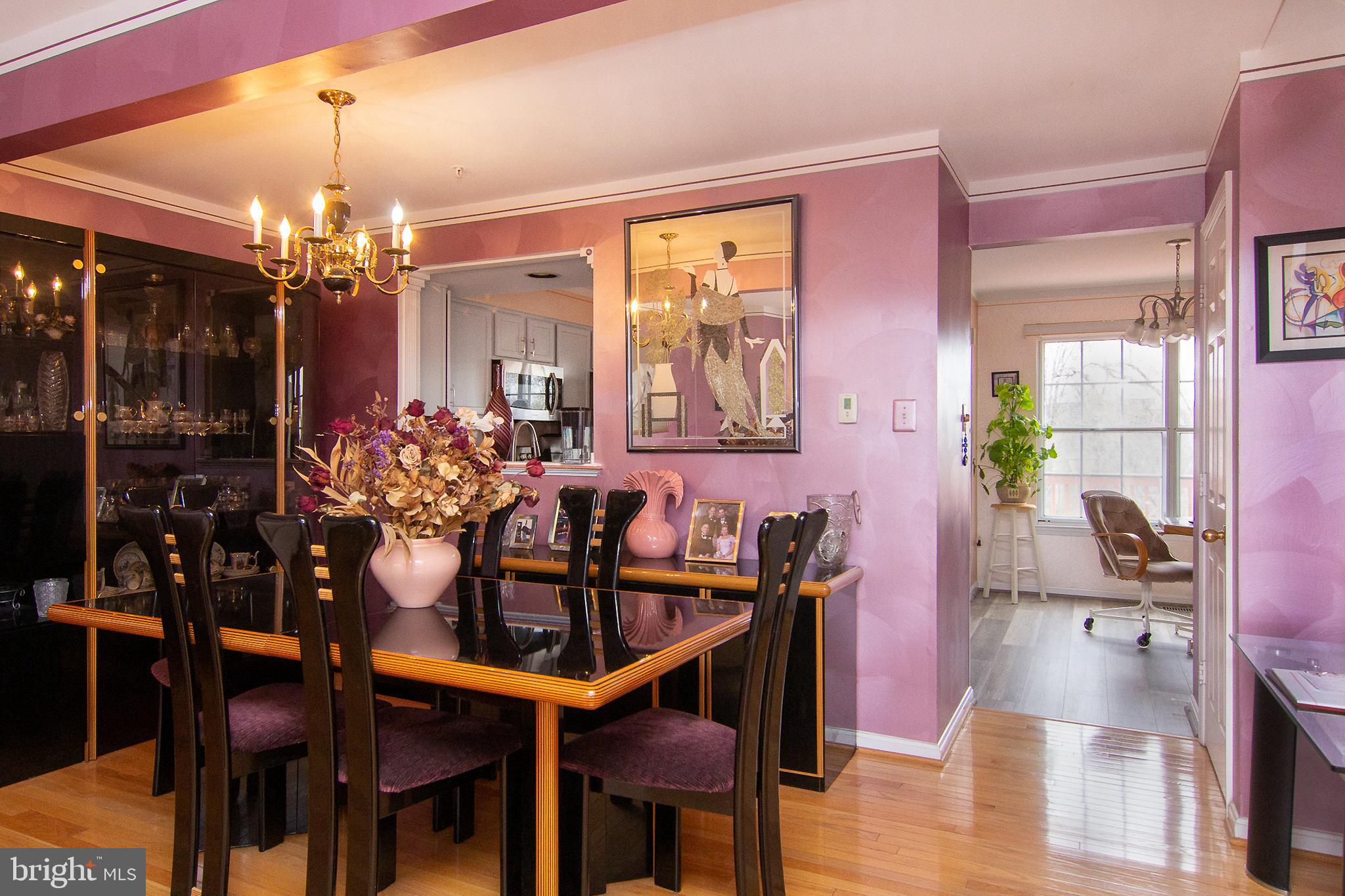 HUNTERS CROSSING - Residential