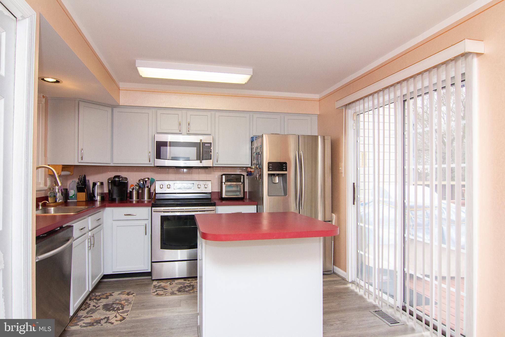 HUNTERS CROSSING - Residential