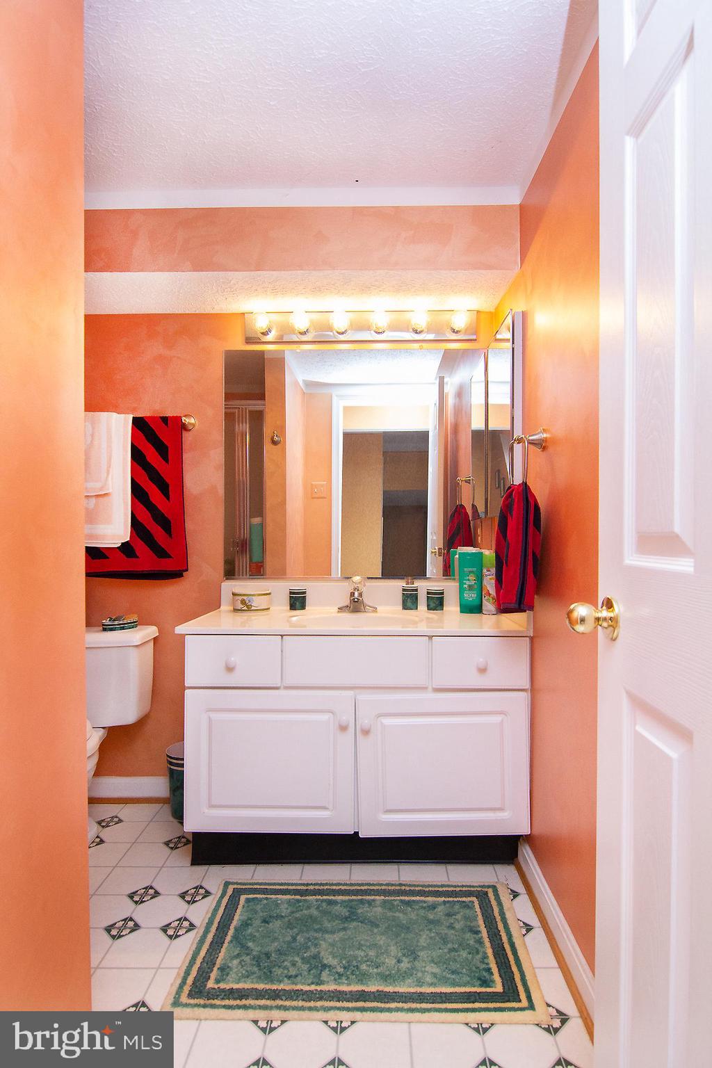 HUNTERS CROSSING - Residential