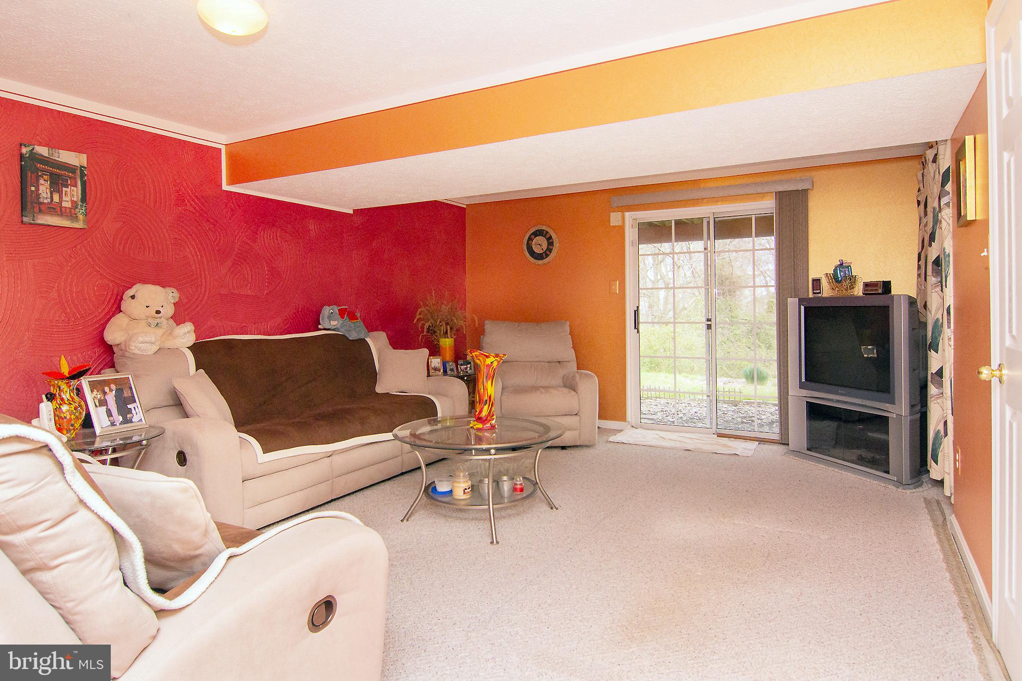 HUNTERS CROSSING - Residential