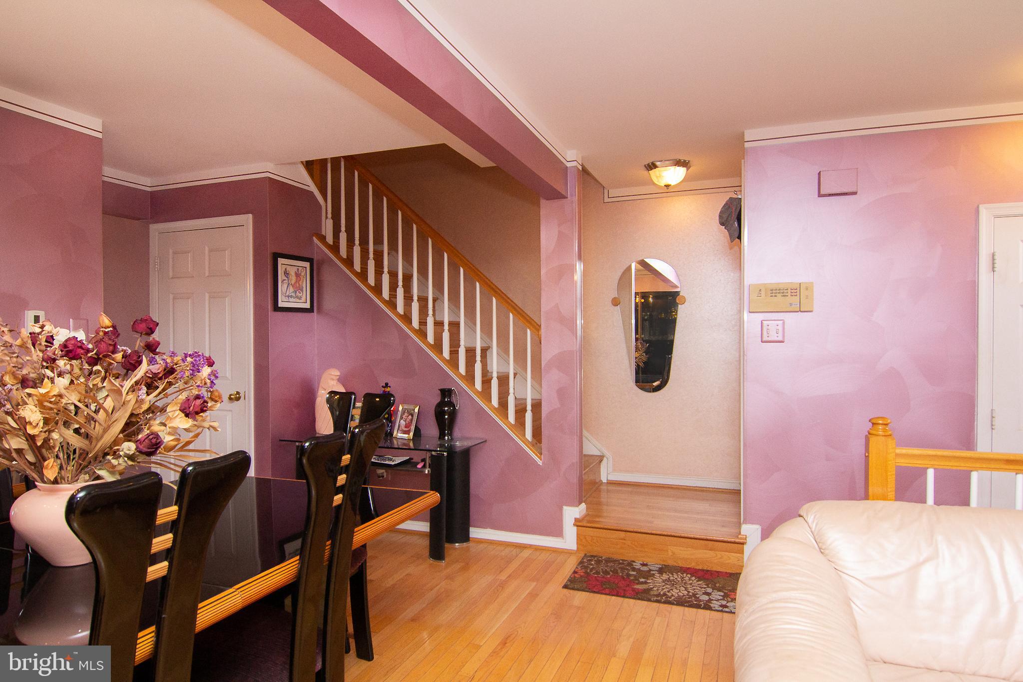 HUNTERS CROSSING - Residential