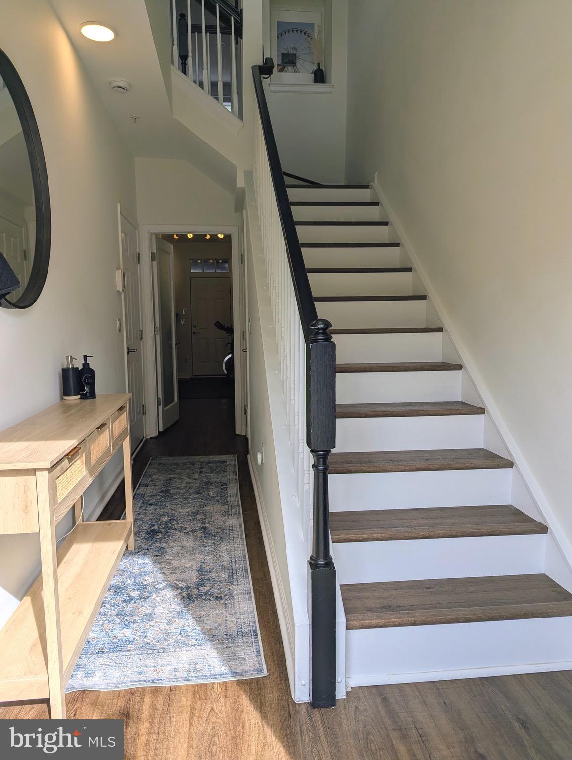 HUNTINGTON GROVE - Residential Lease