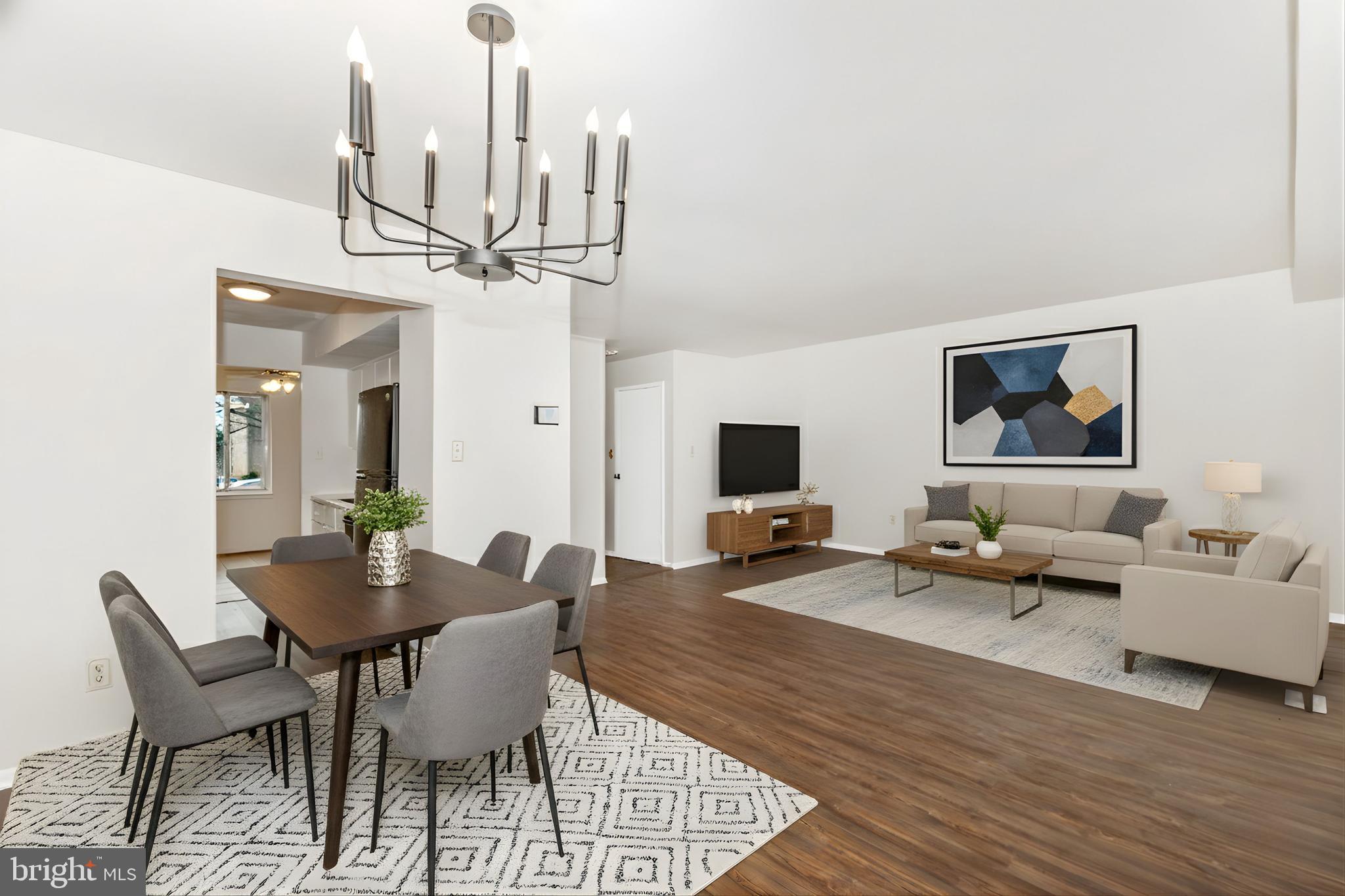 758 W SIDE DRIVE 7-G