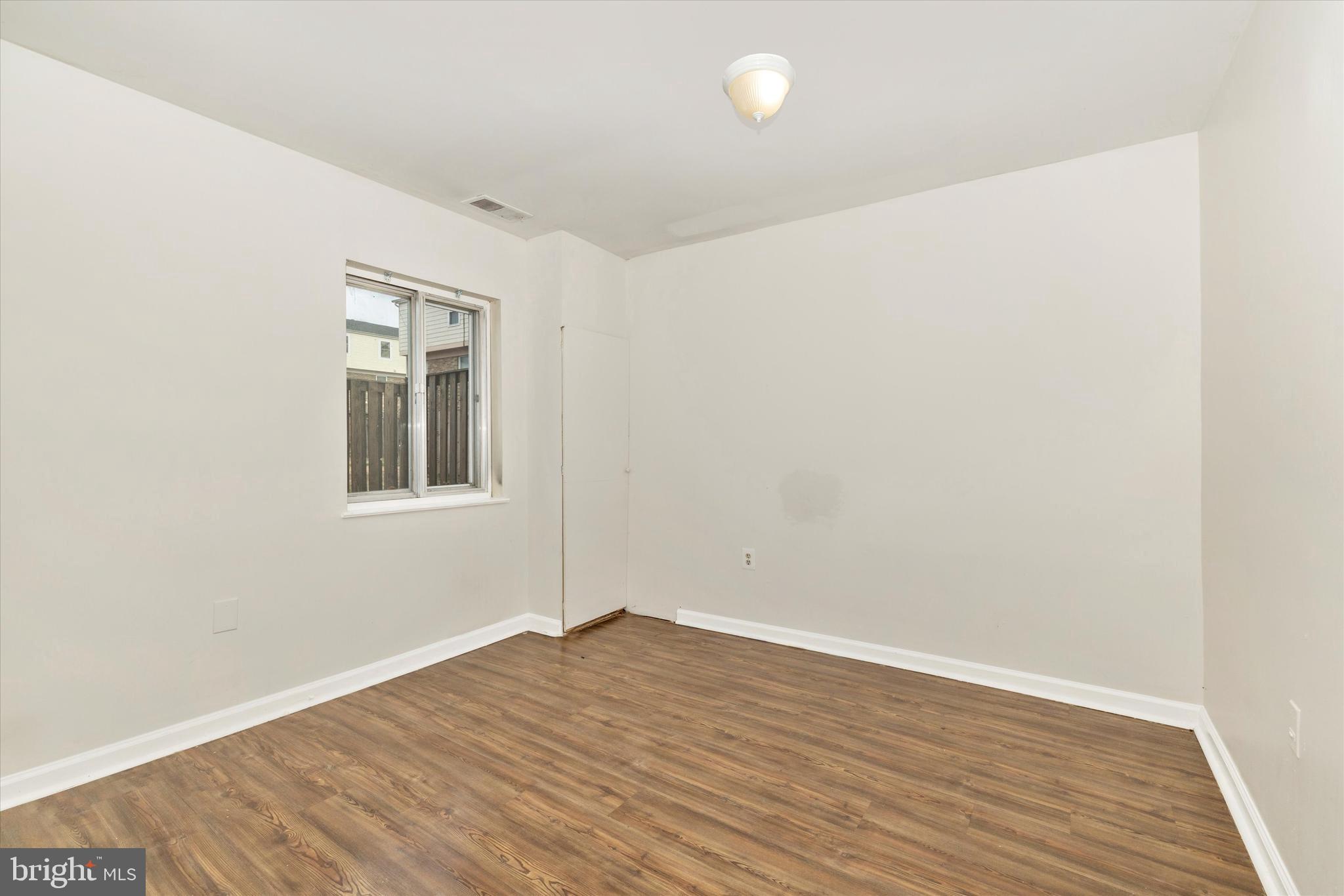 BRIGHTON WEST - Residential