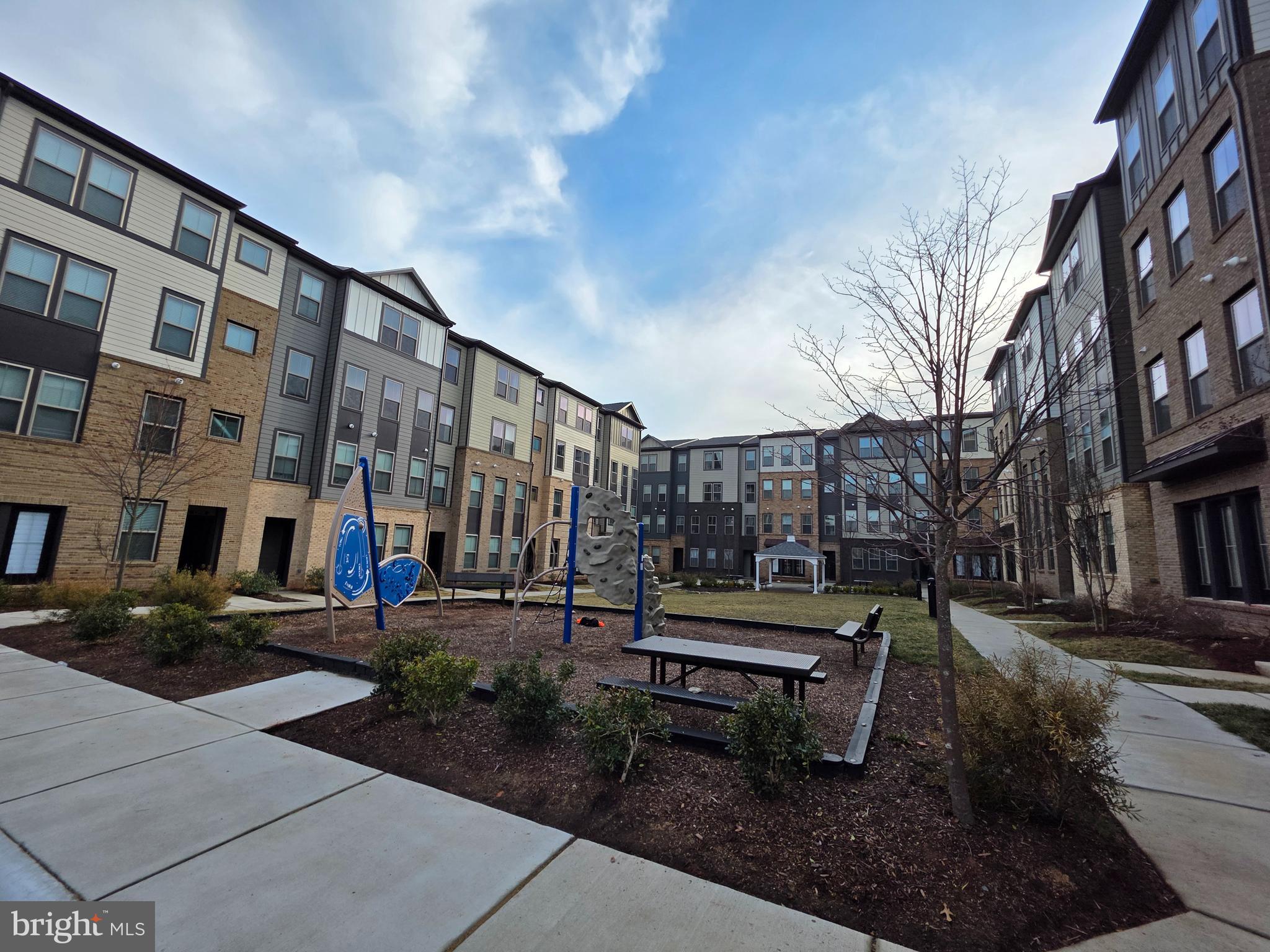 45916 SWALLOW TERRACE