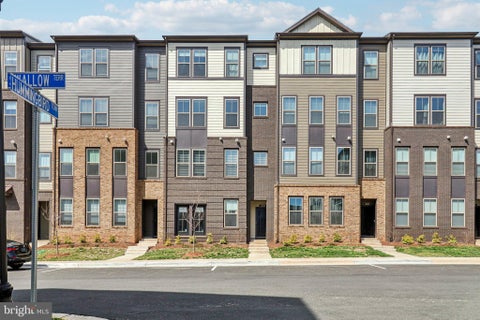Condo For Sale - 45916 Swallow Terrace<br/> STERLING, VA 20165