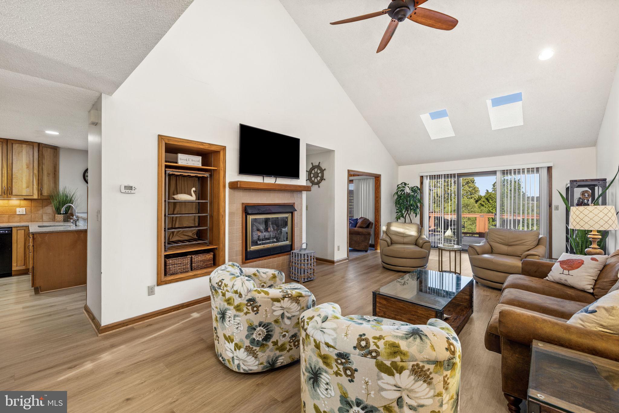 WINDWOOD COVES - Residential