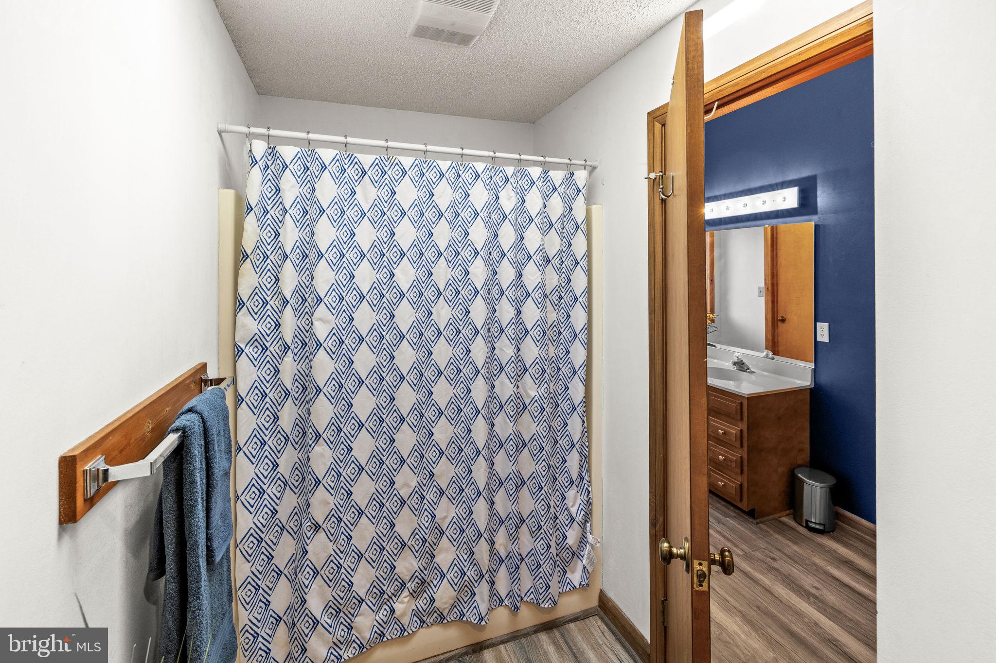 WINDWOOD COVES - Residential