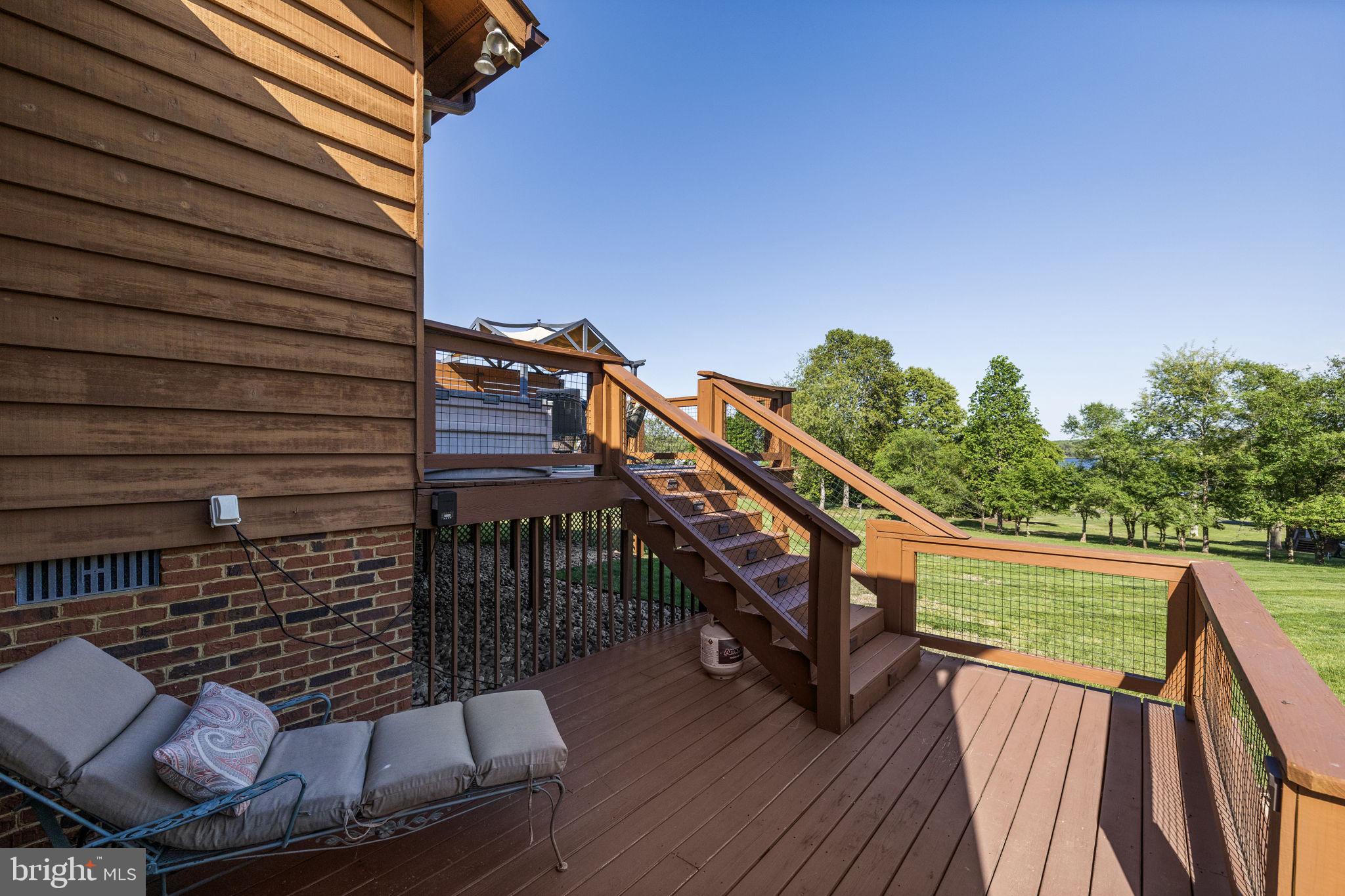 WINDWOOD COVES - Residential