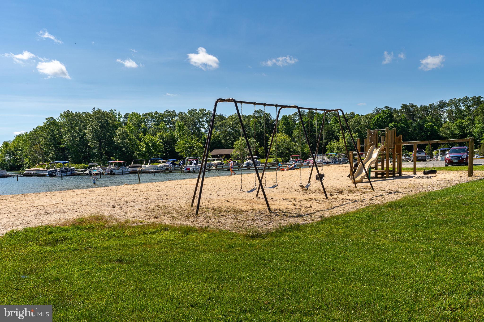 WINDWOOD COVES - Residential