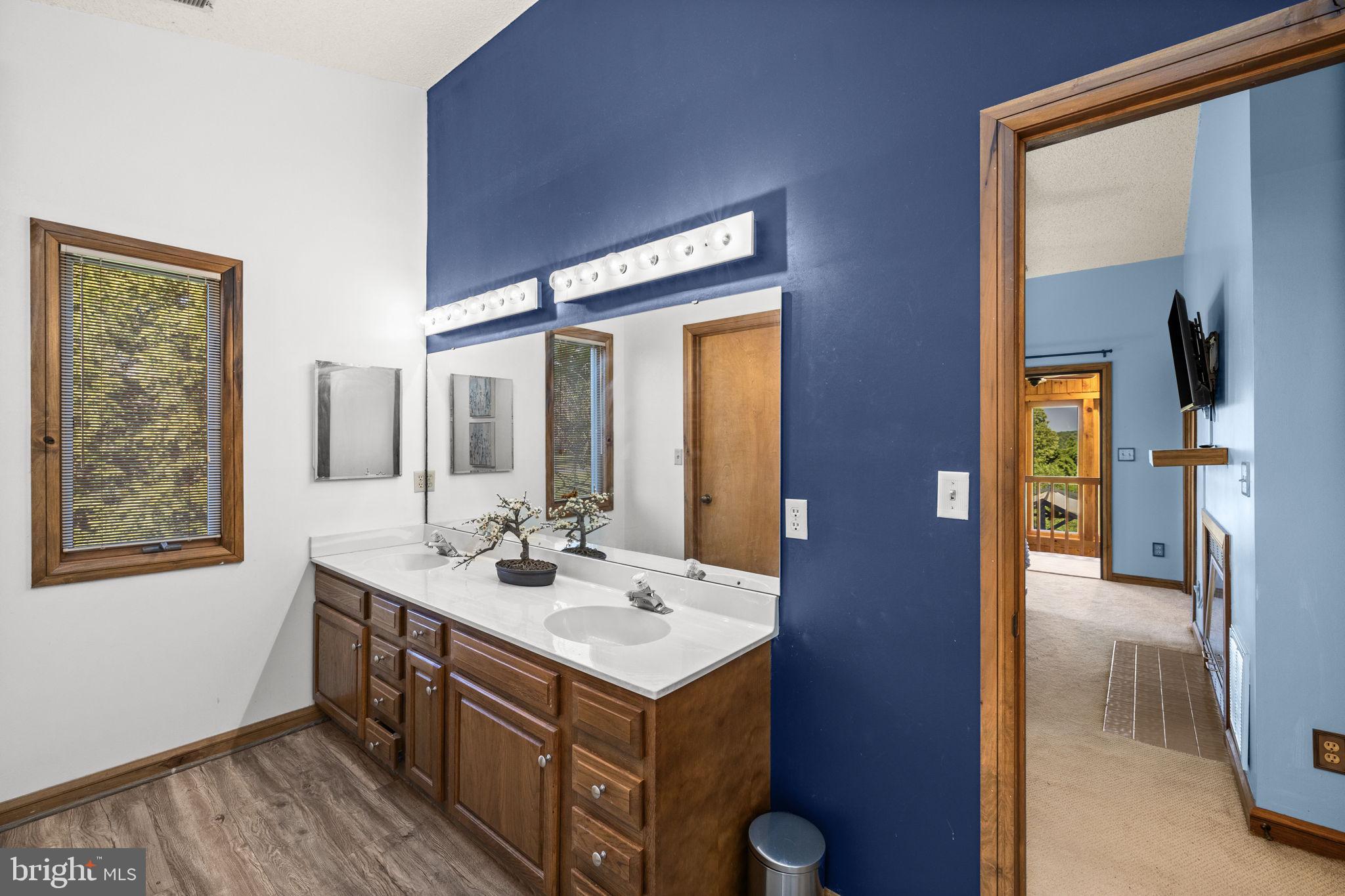 WINDWOOD COVES - Residential