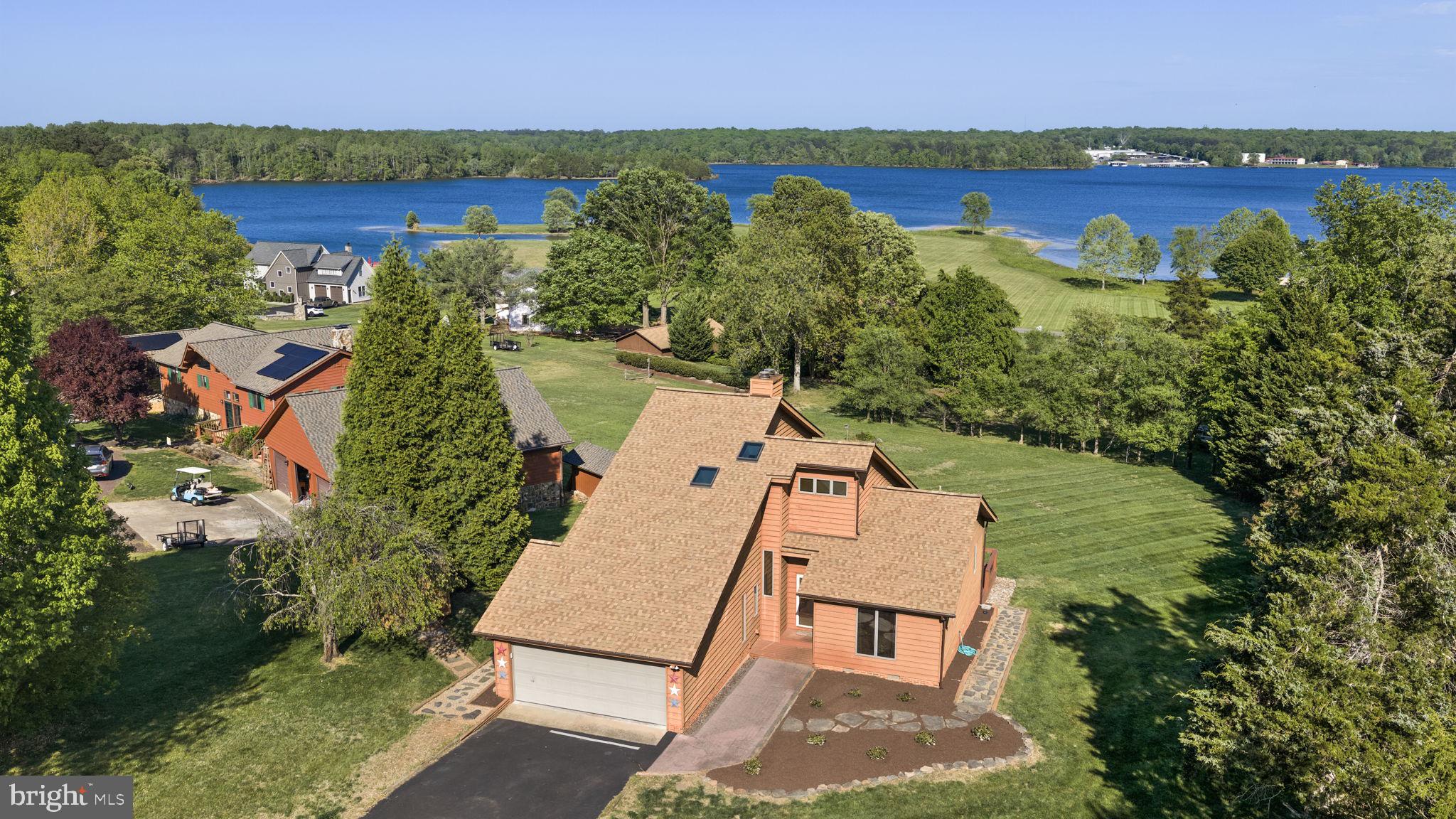 WINDWOOD COVES - Residential