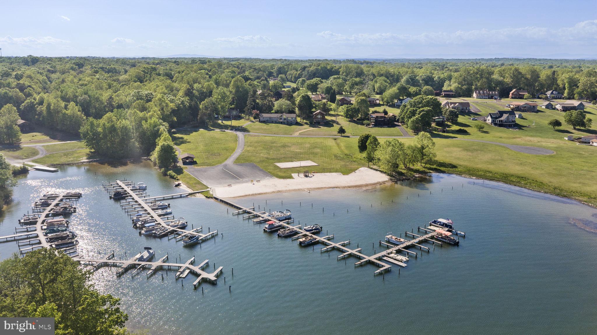 WINDWOOD COVES - Residential