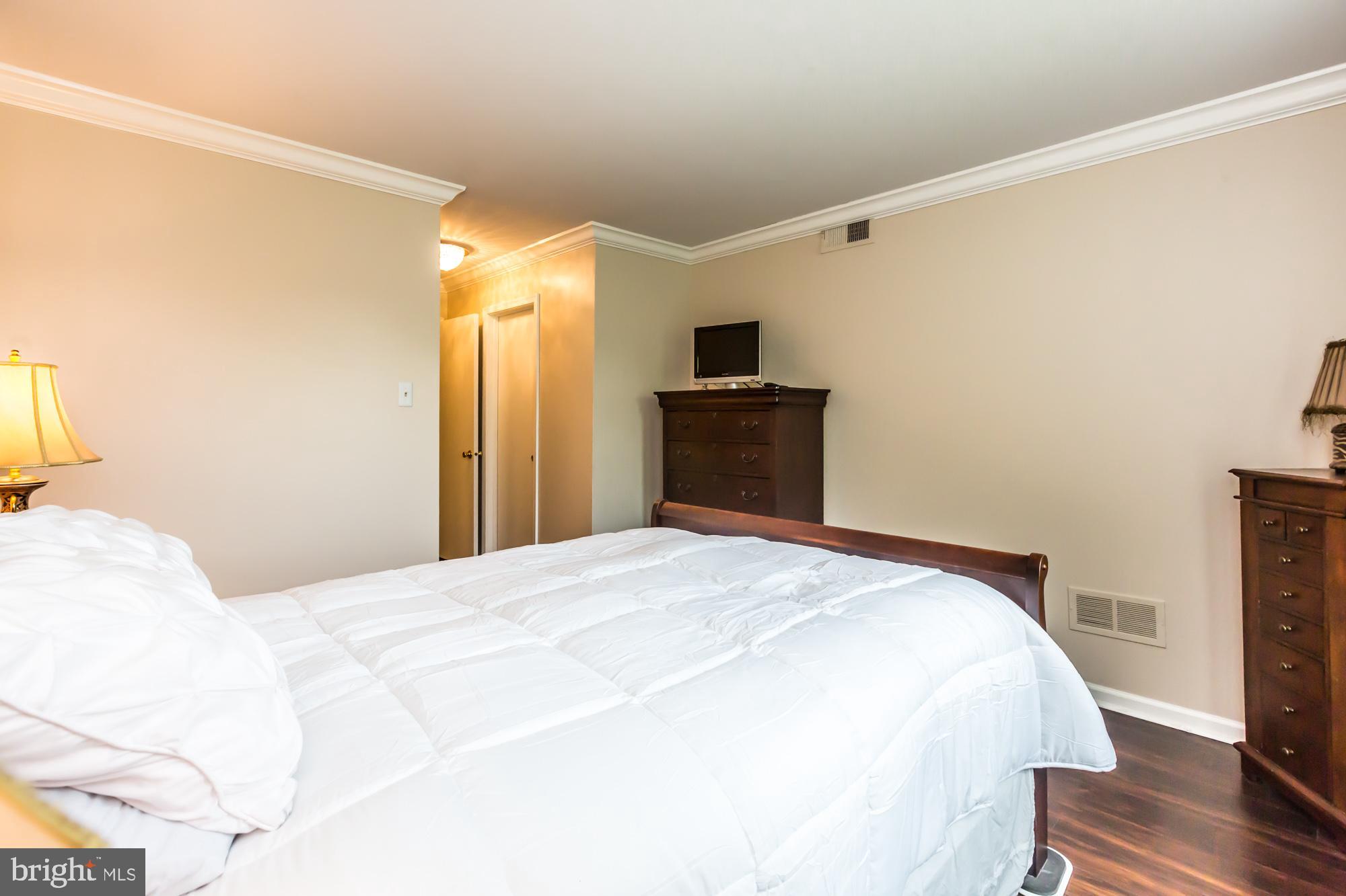 BALLINAHINCH - Residential