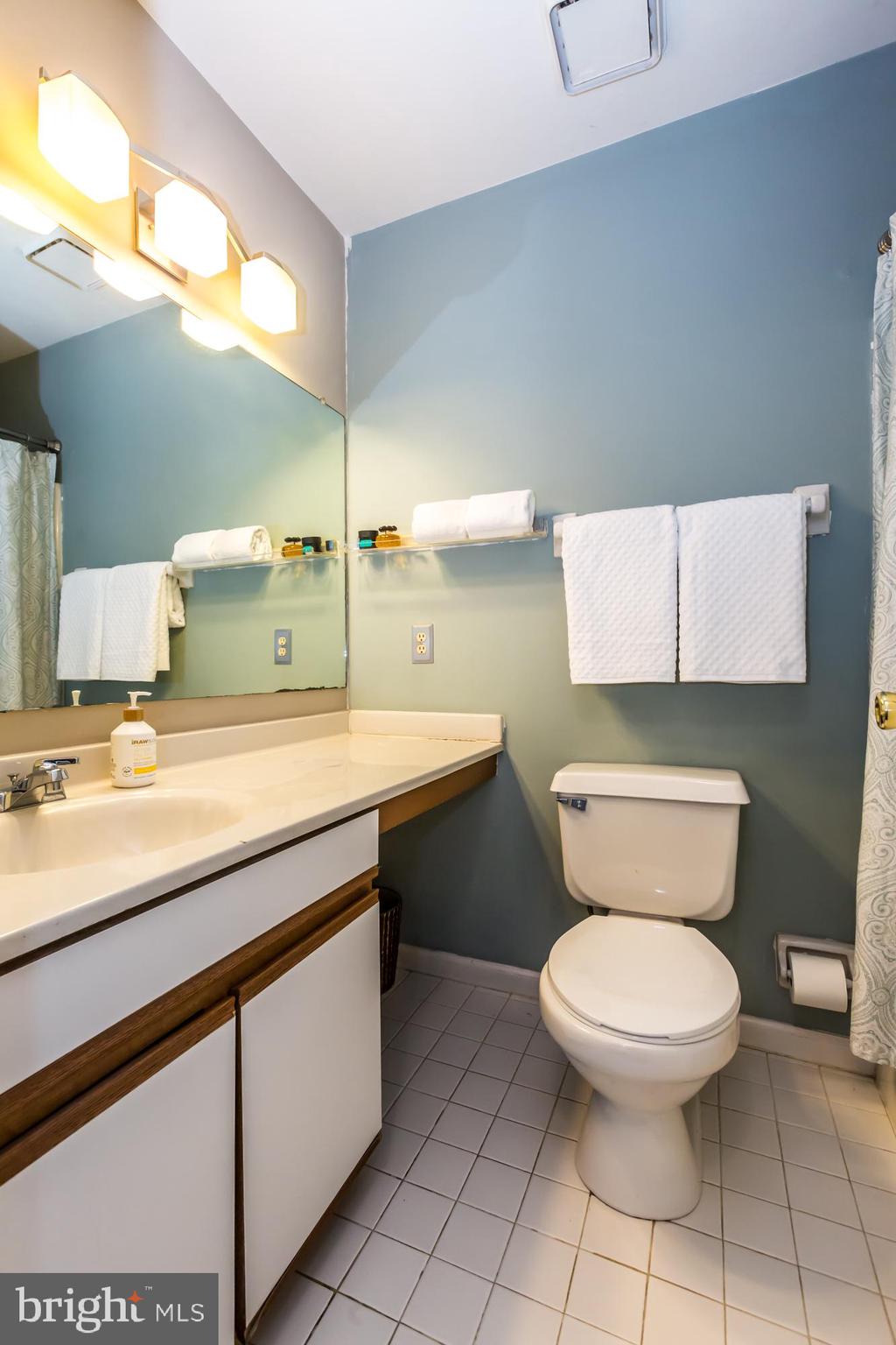 BALLINAHINCH - Residential