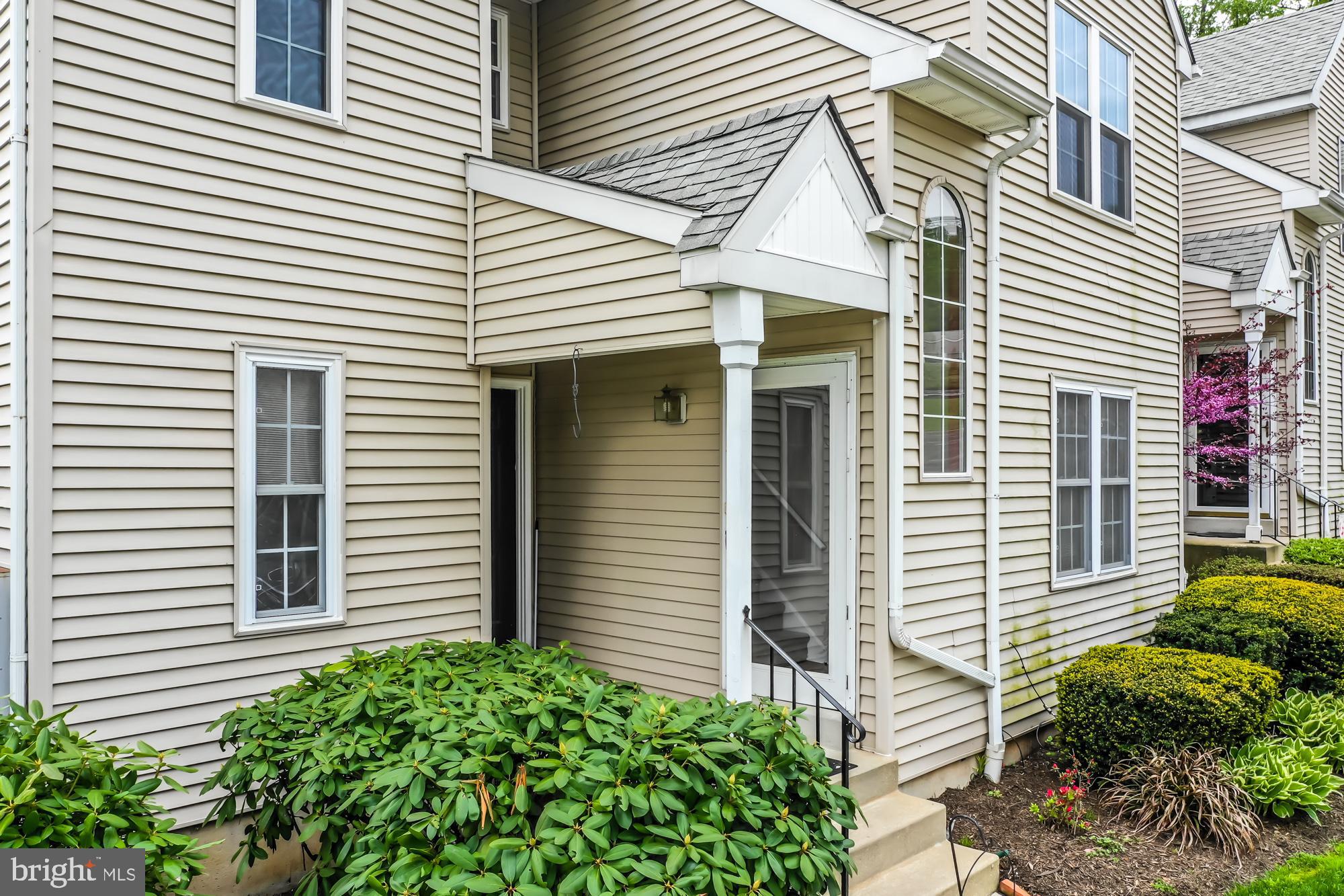 BALLINAHINCH - Residential