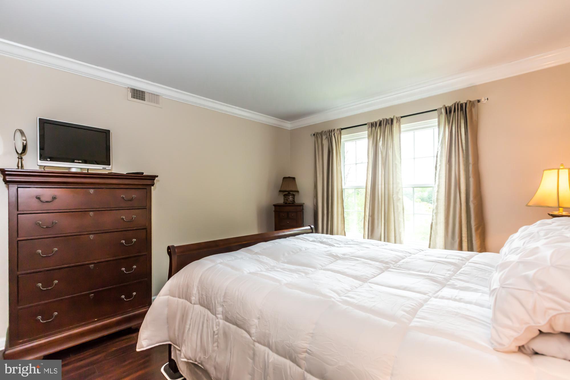 BALLINAHINCH - Residential