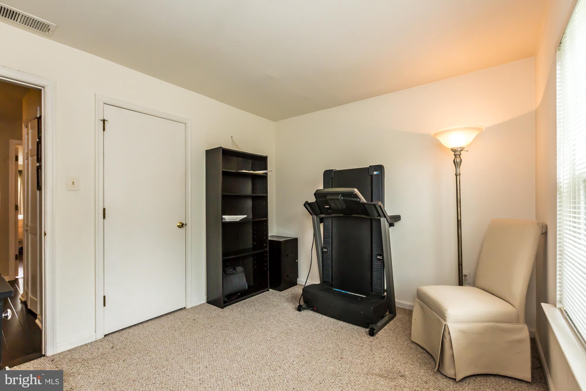 BALLINAHINCH - Residential