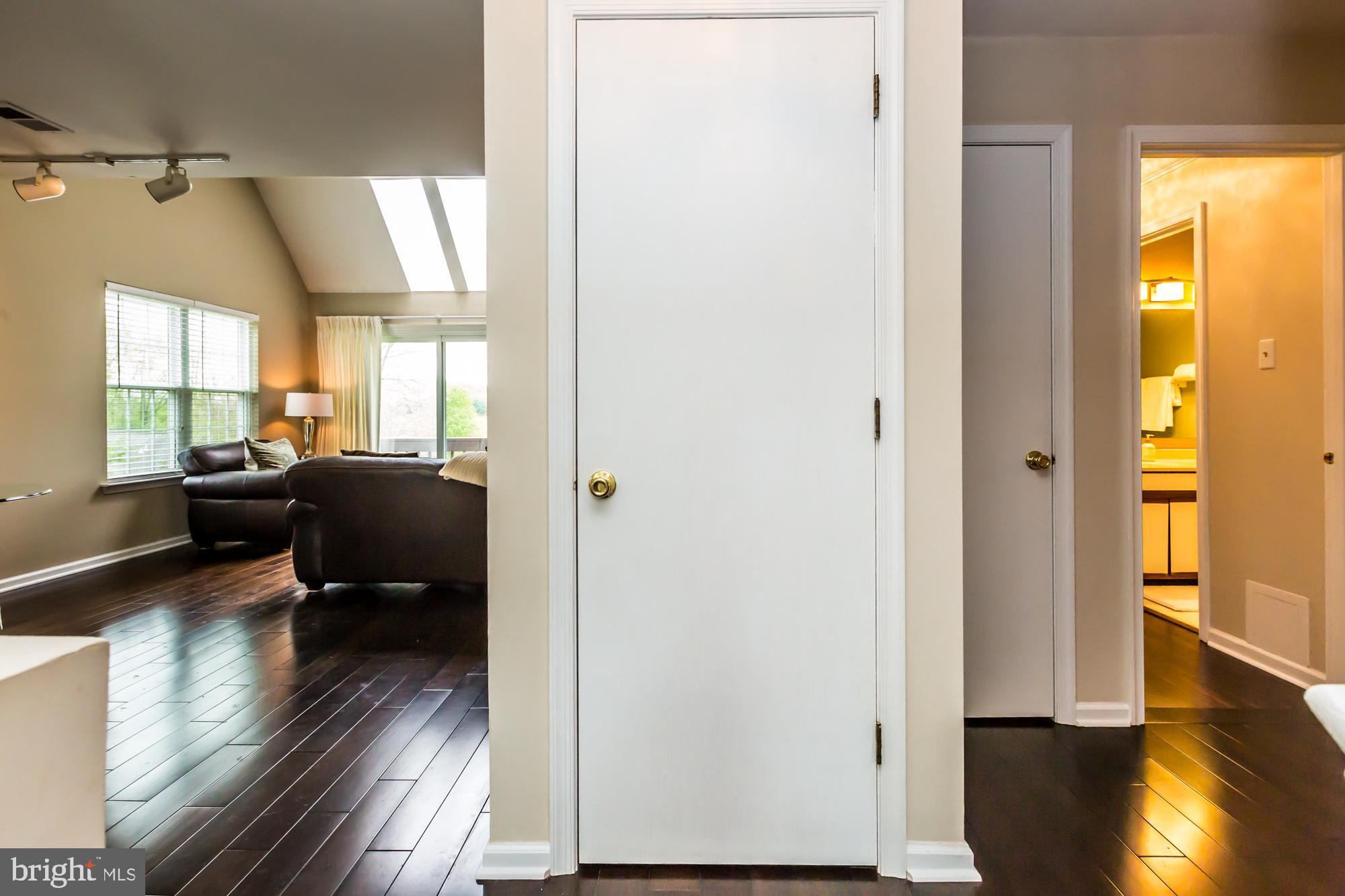 BALLINAHINCH - Residential