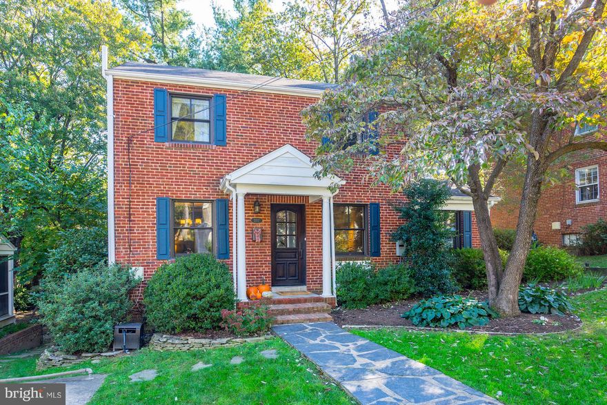 WOW - Stunning Renovations throughout in 2015 including spa-like master bedroom & bathroom including double vanity with Carrera marble & free standing tub!  Walk-in shower with Grohe fixtures including body sprays & rain shower.  4 Bedrooms & 4 full renovated bathrooms. 3 finished levels, 2 zone HVAC, open kitchen to family room, new windows throughout. Open Sun 2-4