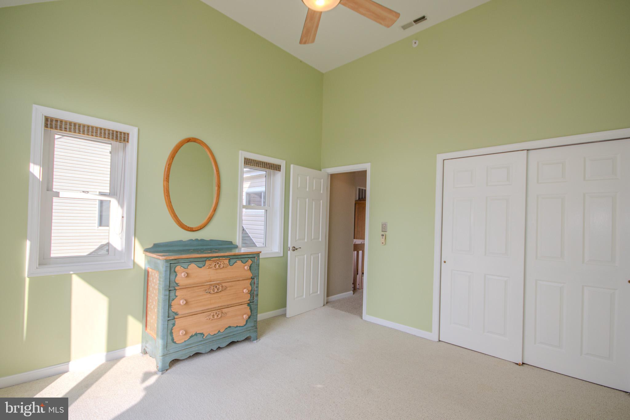 RIVER RUN - Residential