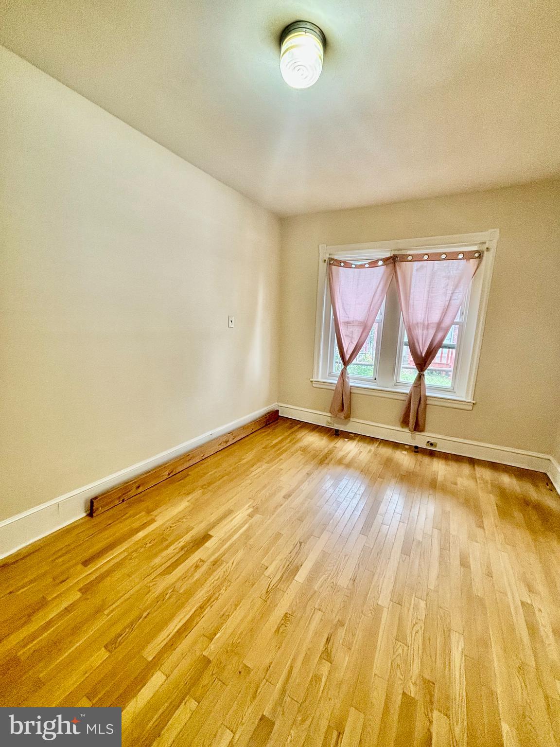 OLNEY - Residential Lease