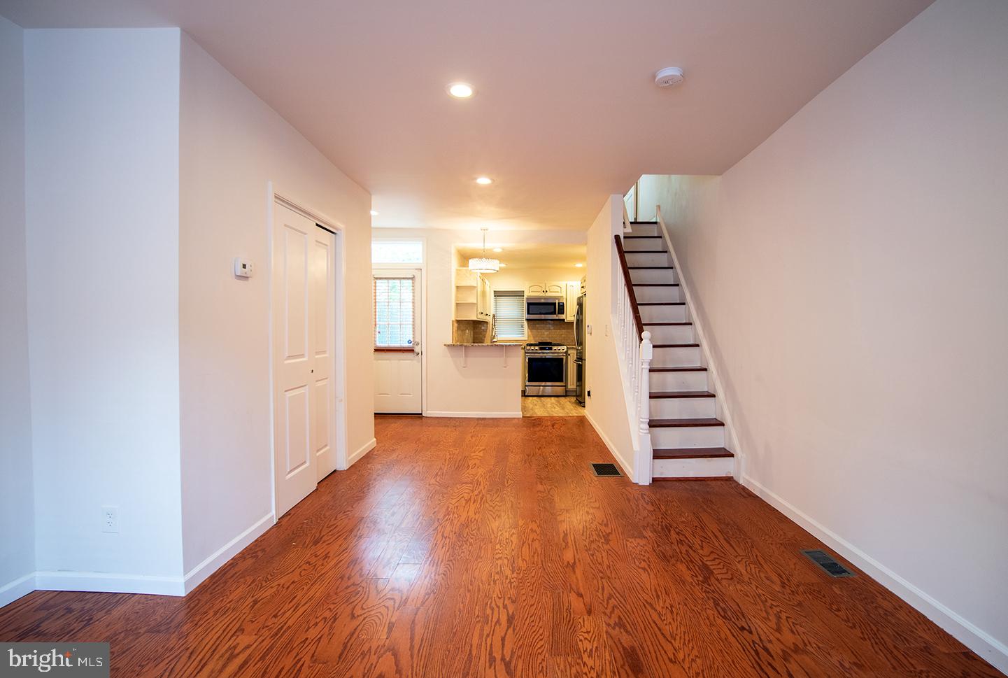 GRADUATE HOSPITAL - Residential Lease