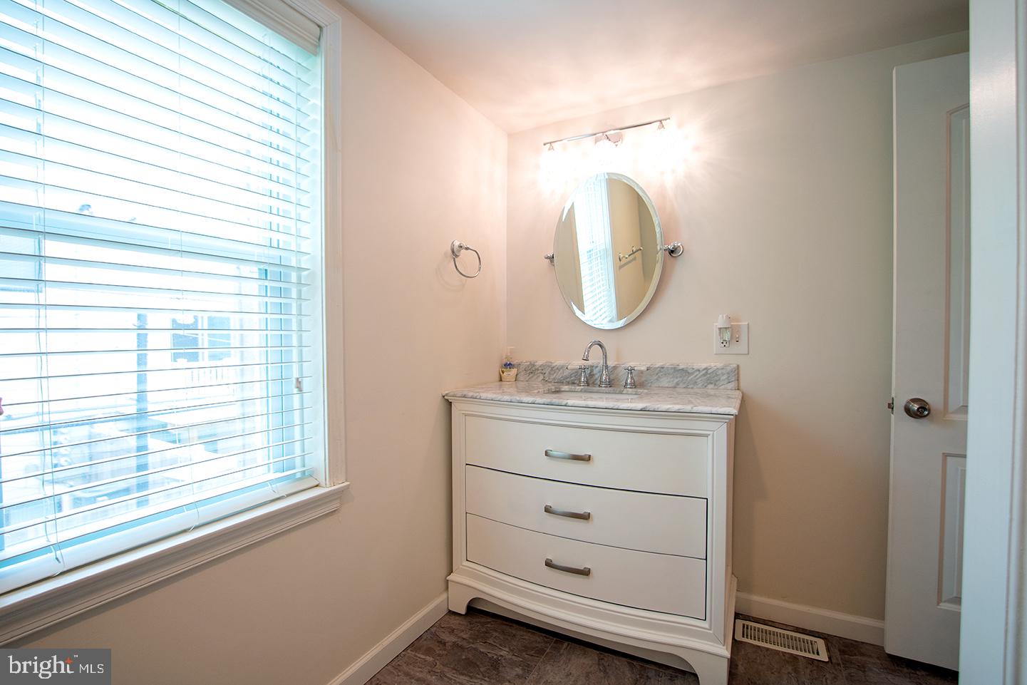 GRADUATE HOSPITAL - Residential Lease