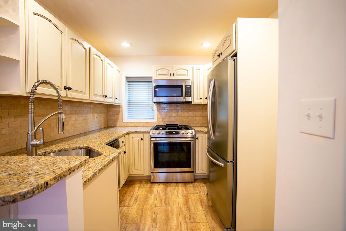 GRADUATE HOSPITAL - Residential Lease